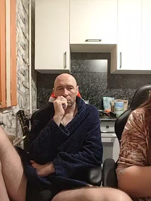 Innokentiy449 Adult Chat November 26, 2025