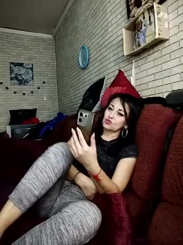 Lina-a-13 Adult Chat November 26, 2025