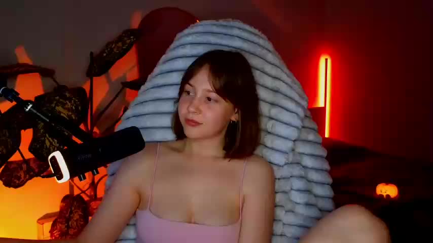 -sweetdreamss- Adult Chat November 26, 2025