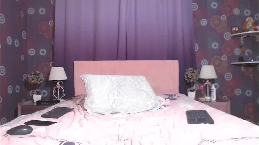 squirtyjess Adult Chat November 26, 2025