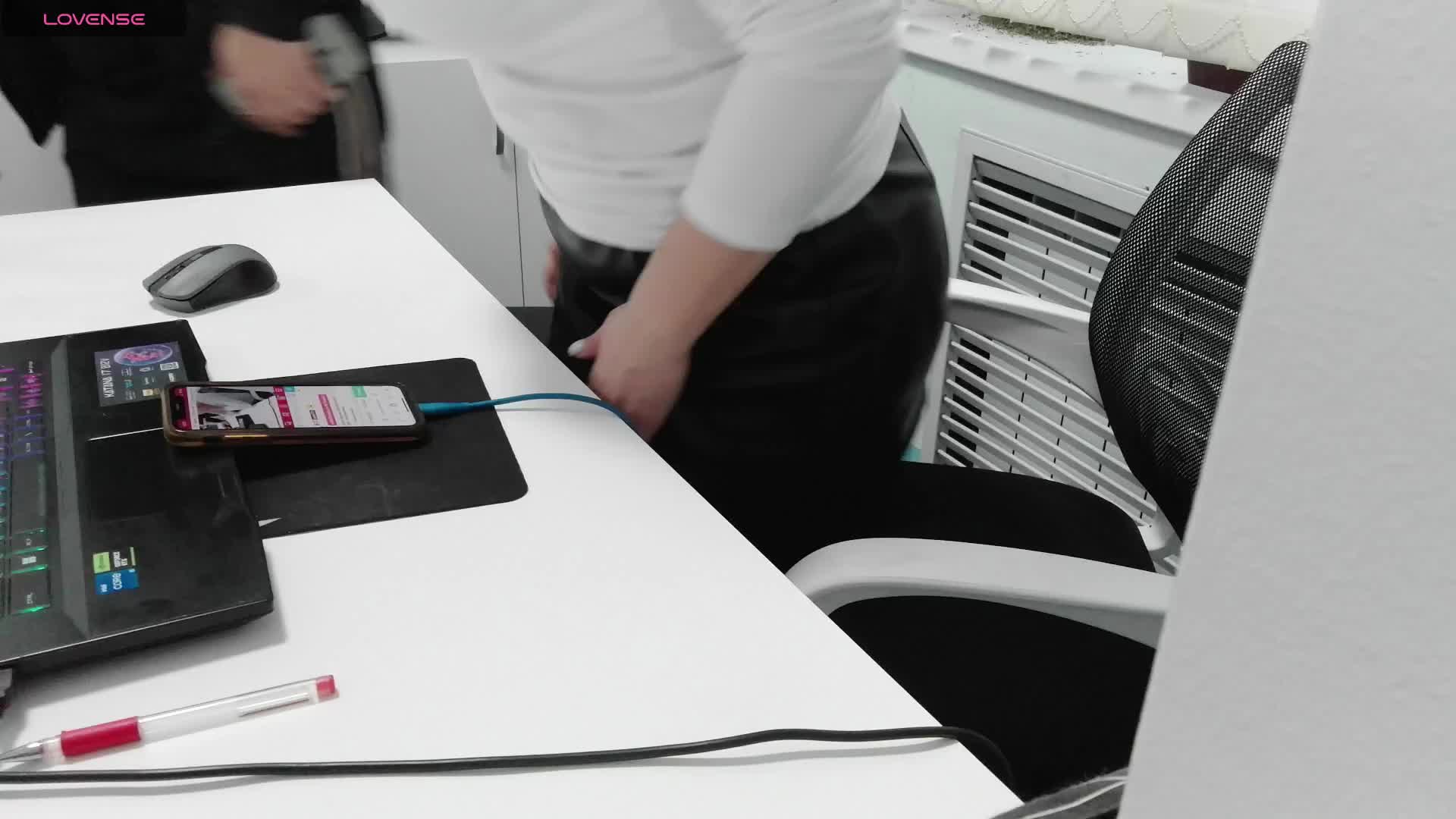 Lyalya7771 Adult Chat November 26, 2025