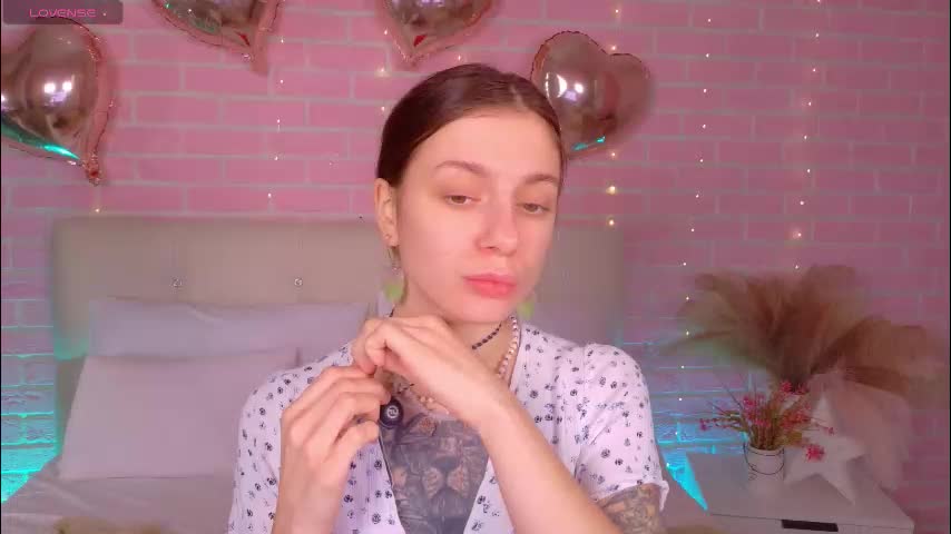 naomimur Adult Chat November 26, 2025