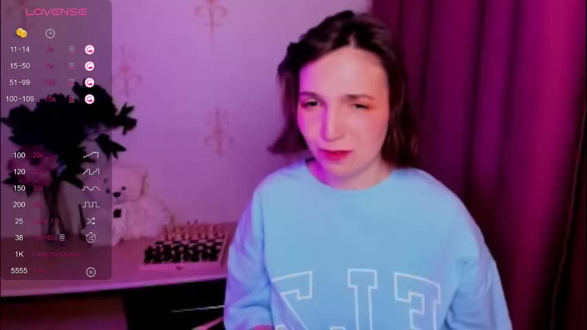 kindhazelhere_ Adult Chat November 26, 2025