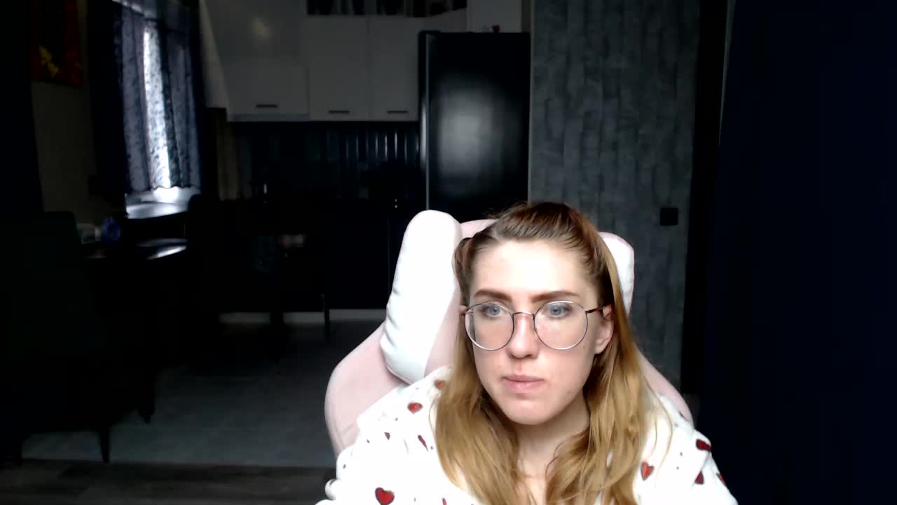 Regimasmile Adult Chat November 26, 2025