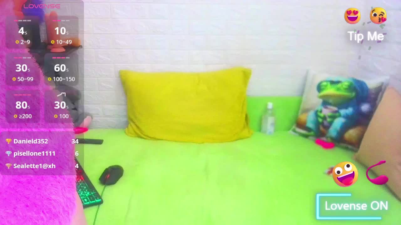 FoxyMature Adult Chat November 26, 2025