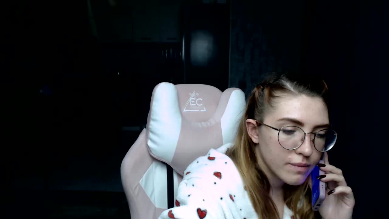 Regimasmile Adult Chat November 26, 2025