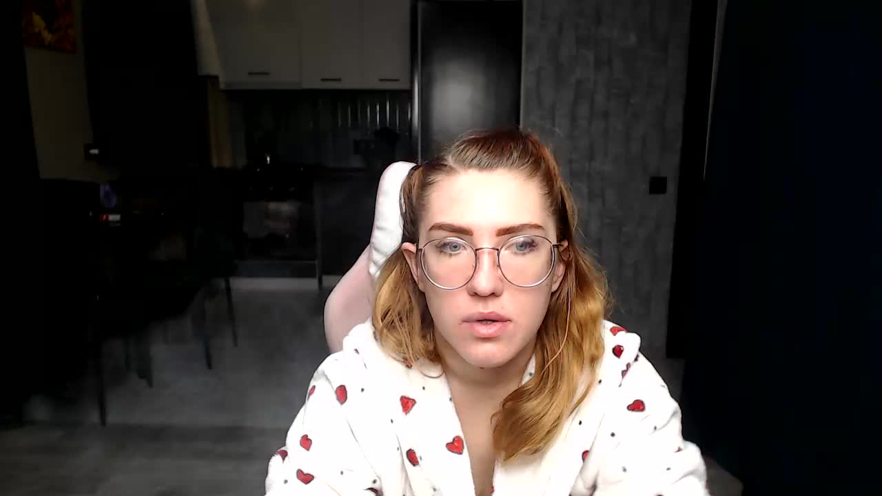 Regimasmile Adult Chat November 26, 2025