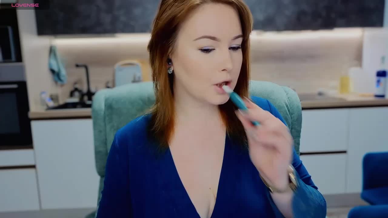 Katniss_K Adult Chat November 26, 2025