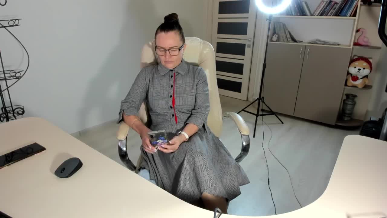 -Michelle- Adult Chat November 26, 2025