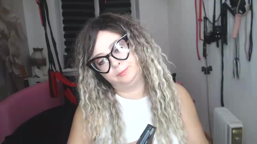 MISSwithDOLLS Adult Chat November 26, 2025