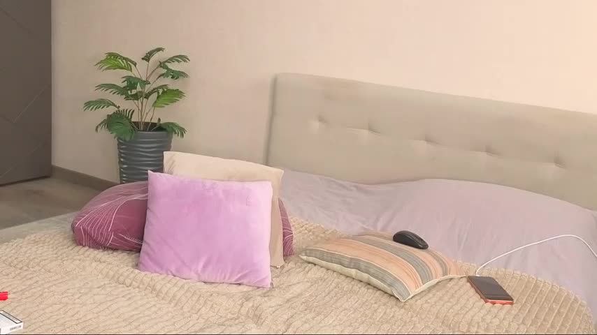 EvaMoses Adult Chat November 26, 2025