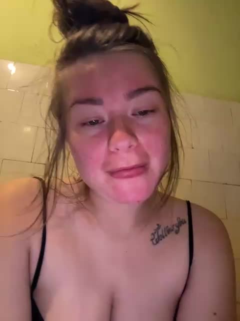 ViollaSweetA Adult Chat November 27, 2025