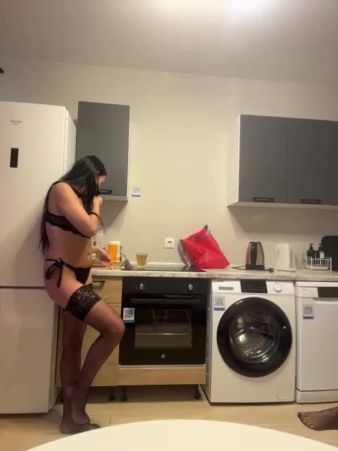 Milana555550 Adult Chat November 26, 2025