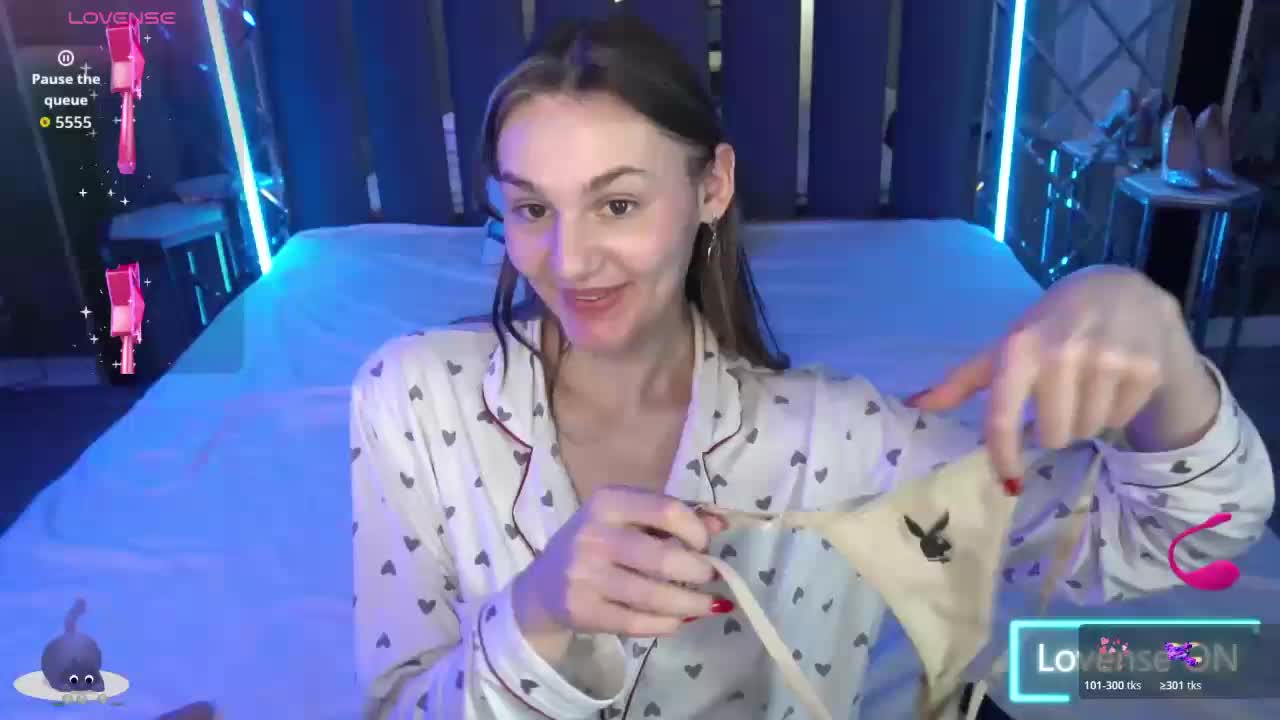 DiamondGoldie Adult Chat November 26, 2025