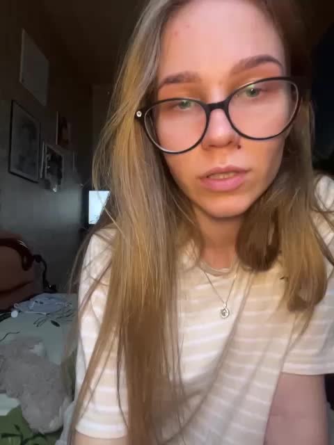 Milana22a Adult Chat November 26, 2025