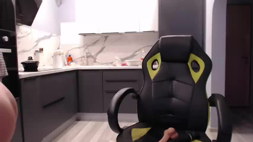 blondalina Adult Chat November 26, 2025