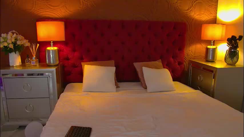 moonligt_iris Adult Chat November 26, 2025