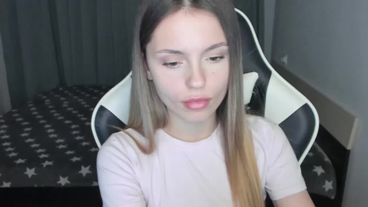 EmiMe Adult Chat November 27, 2025