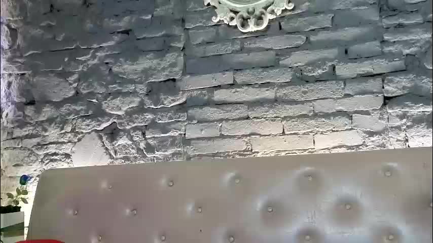 vixvixenn Adult Chat November 26, 2025