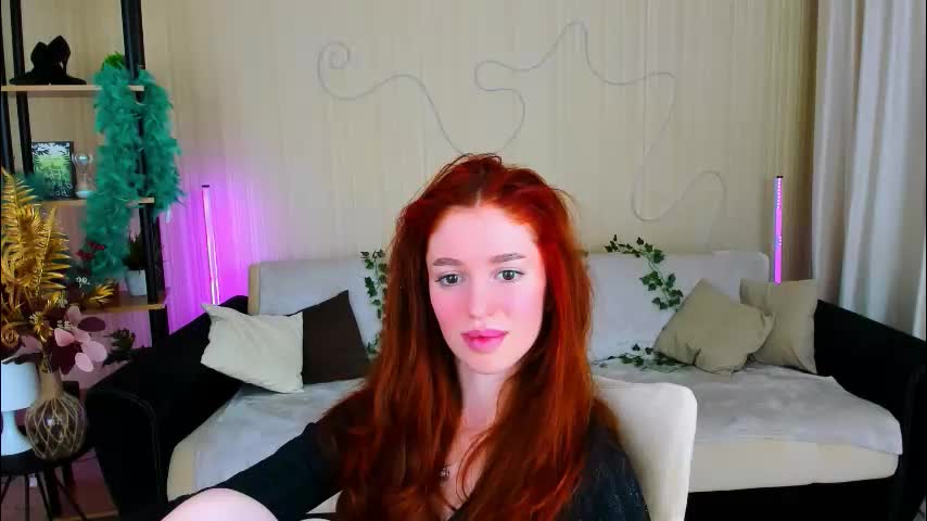 christinaconteeree Adult Chat November 27, 2025