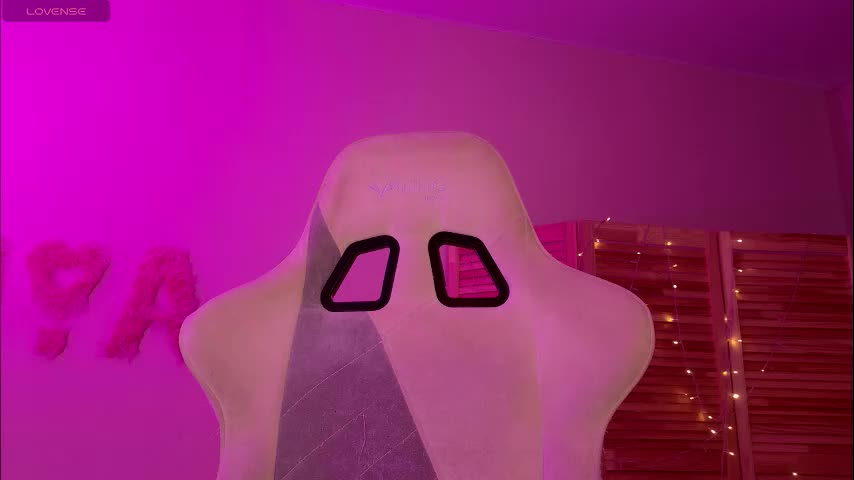 miss_mia_meow Adult Chat November 26, 2025