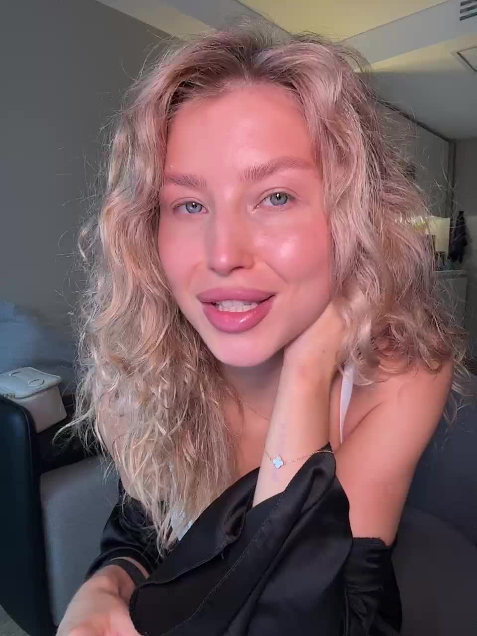 sweetpeach77 Adult Chat November 26, 2025