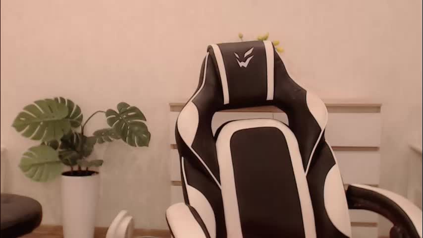 lola_anderson Adult Chat November 27, 2025