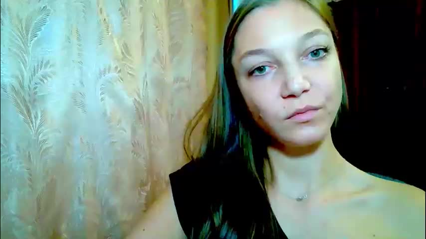 emilly_xkiss Adult Chat November 27, 2025