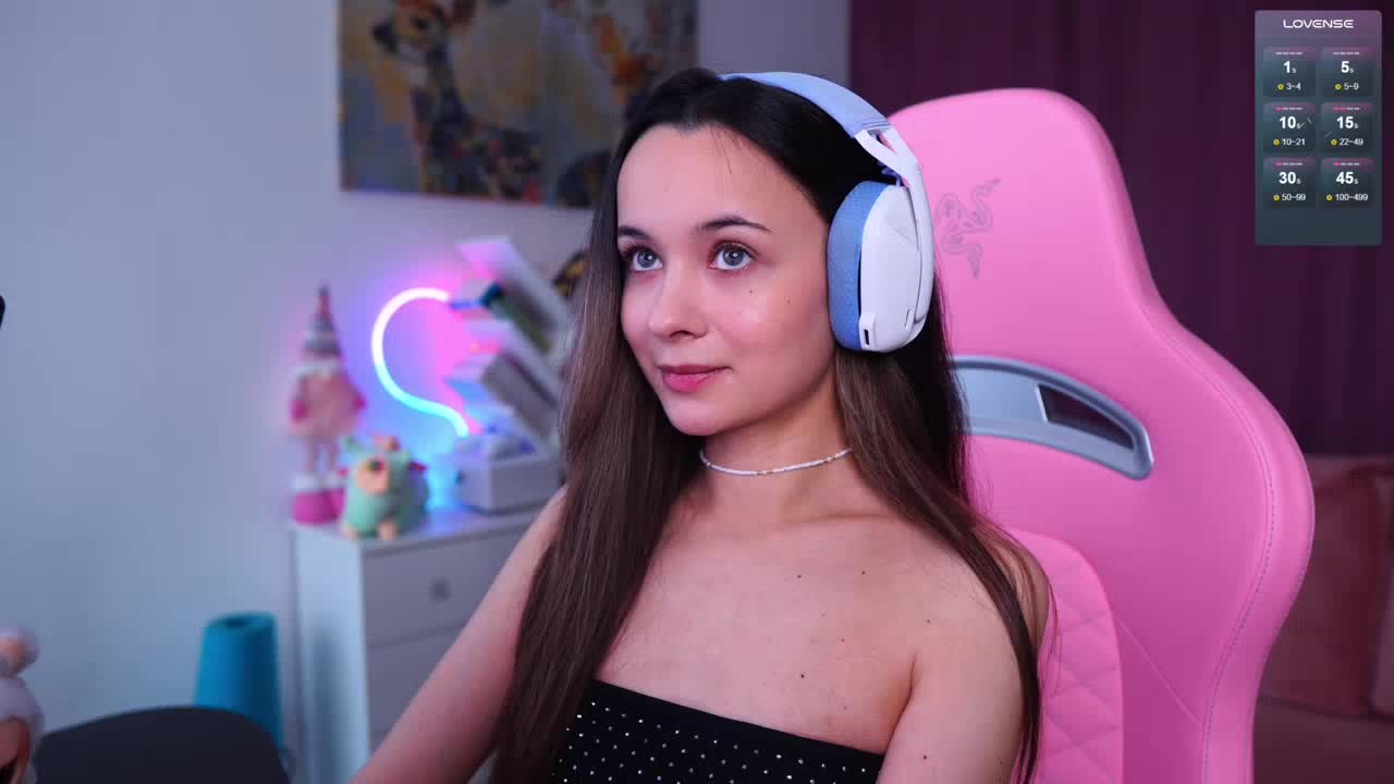 JuicyAngel Adult Chat November 27, 2025