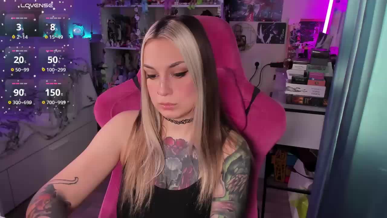 ChloeKohaku Adult Chat November 27, 2025