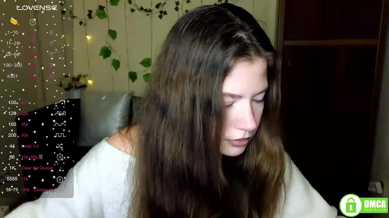 Aliciafolow009 Adult Chat November 28, 2025