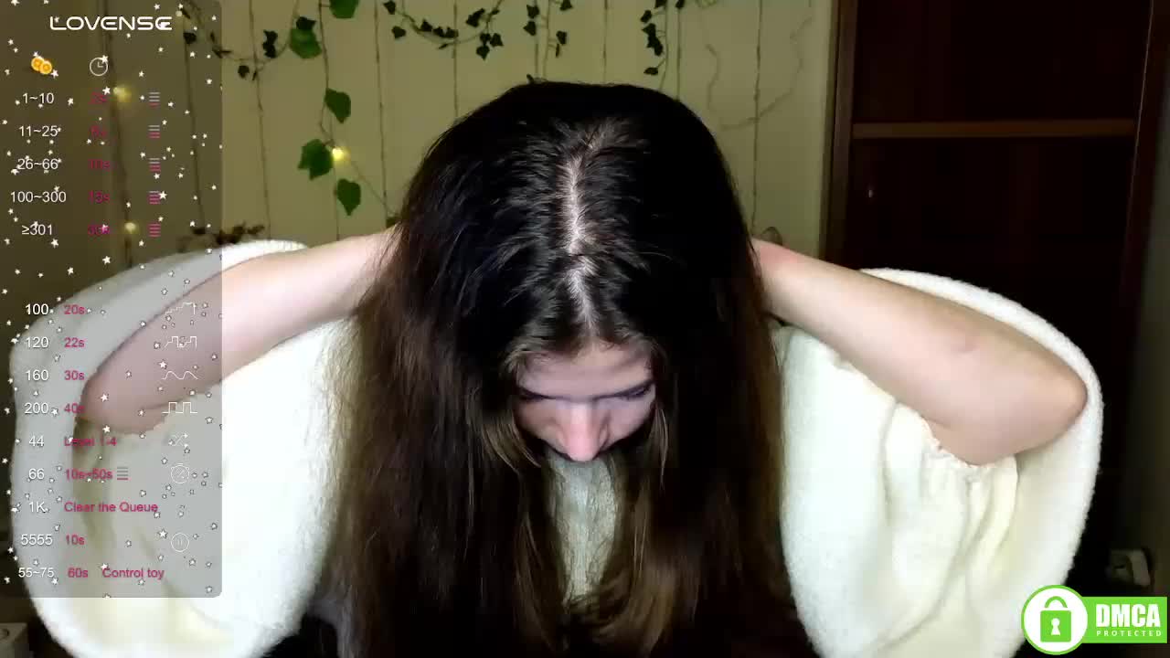 Aliciafolow009 Adult Chat November 28, 2025