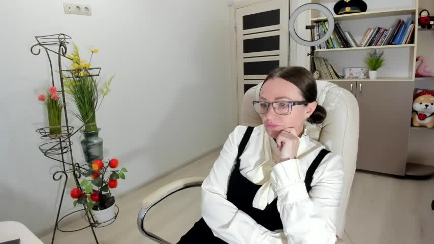 Vika73 Adult Chat November 27, 2025
