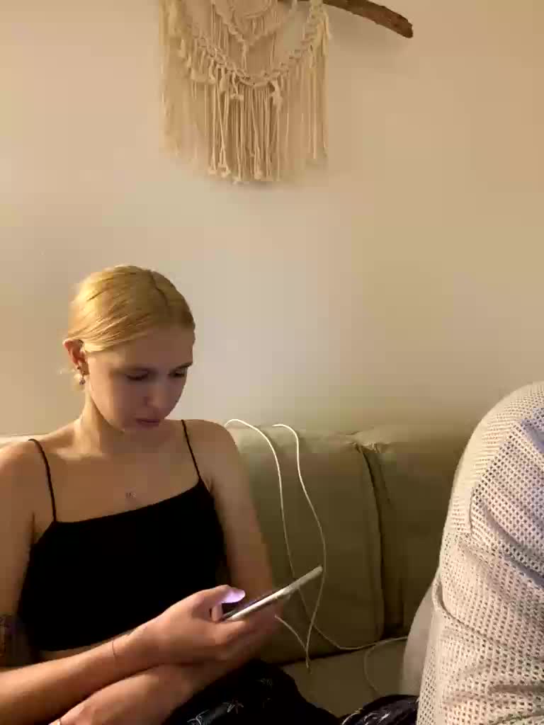 lina_wap Adult Chat November 27, 2025