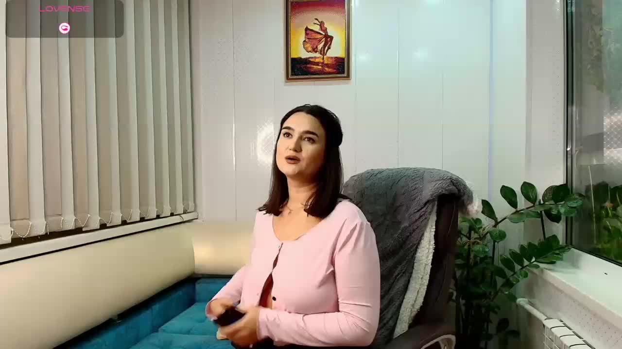 LinaCrave Adult Chat November 28, 2025