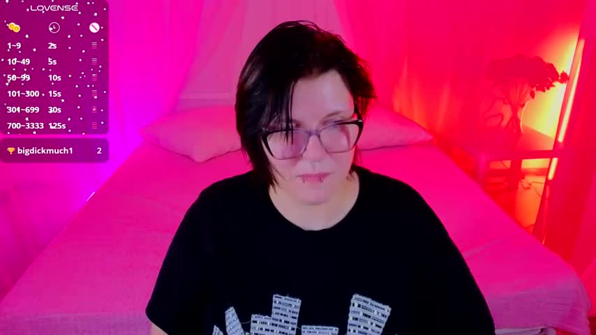 bluelunaray Adult Chat November 27, 2025