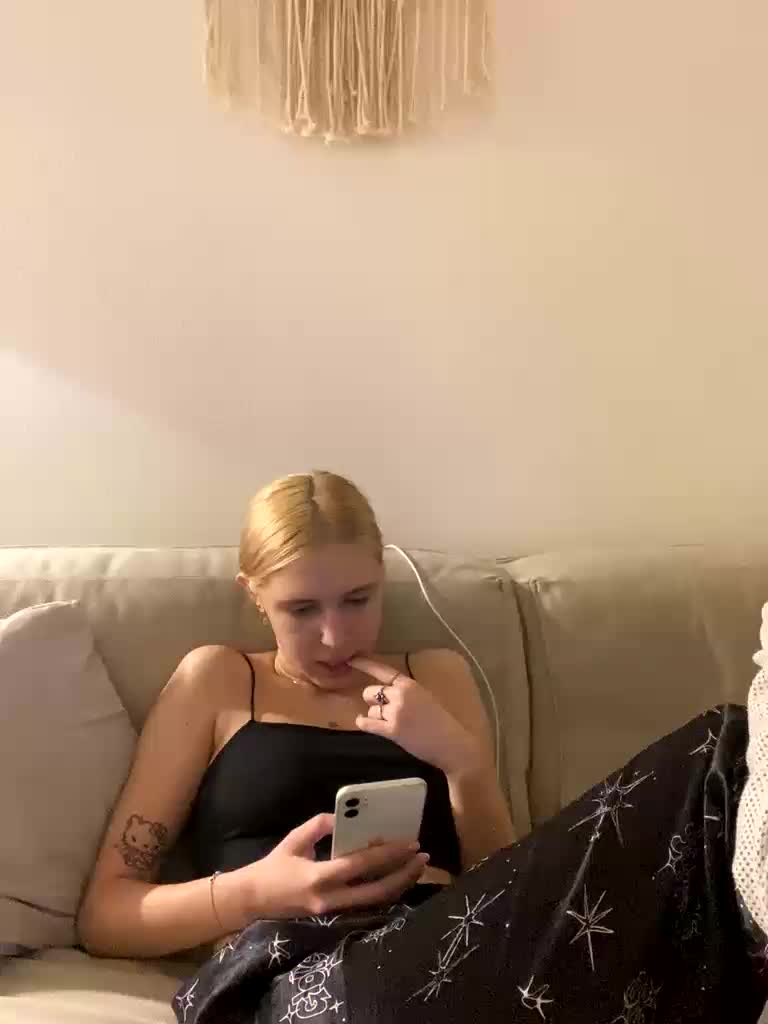 lina_wap Adult Chat November 27, 2025