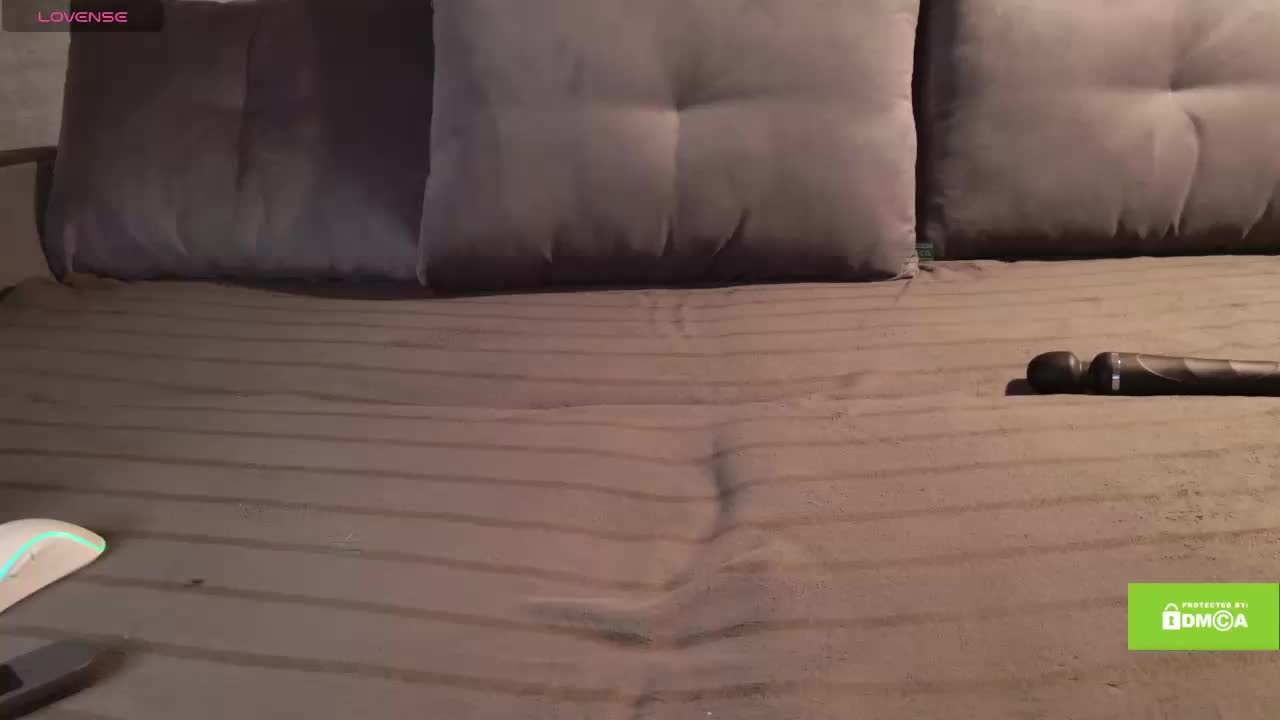 Avr0ria Adult Chat November 27, 2025