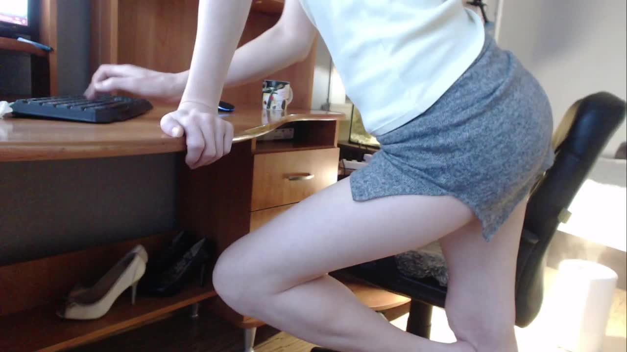 Ameliya_ Adult Chat November 27, 2025