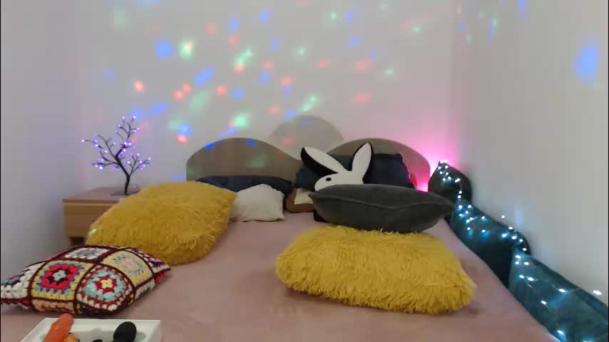 hotgirlkarina Adult Chat November 27, 2025