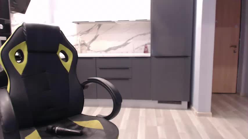 blondalina Adult Chat November 27, 2025