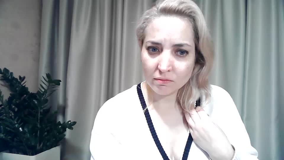 mariska-kiska Adult Chat November 28, 2025