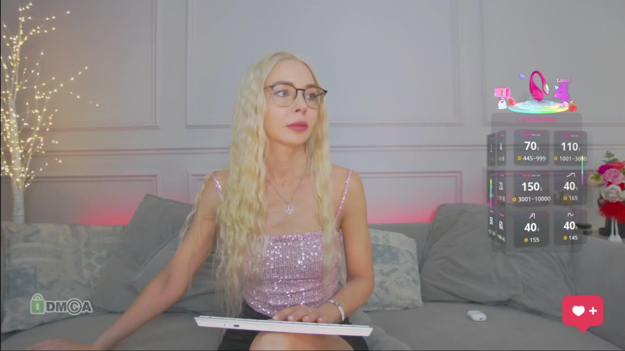 WhiteGirl-one Adult Chat November 28, 2025