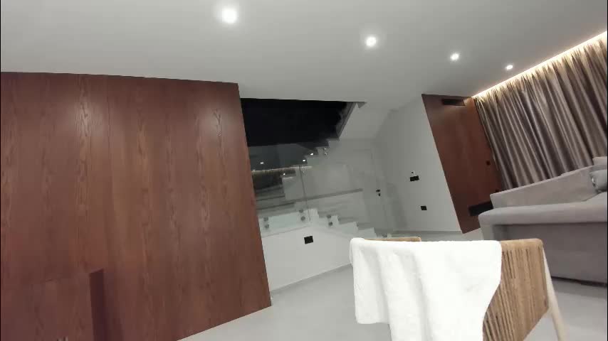 ehotlovea Adult Chat November 28, 2025