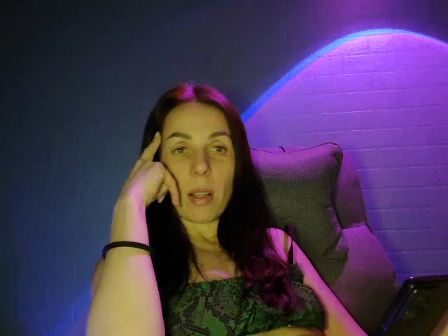 _SENORiTA_ Adult Chat November 28, 2025