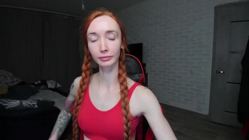 Roxy_Silver Adult Chat November 28, 2025