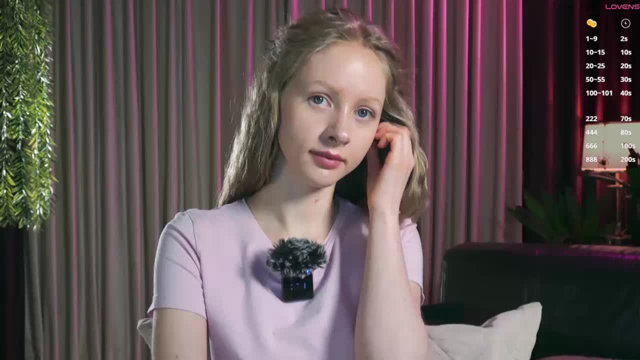 MiaVebes Adult Chat November 28, 2025