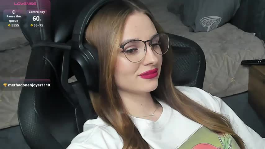 MCfly_11 Adult Chat November 28, 2025