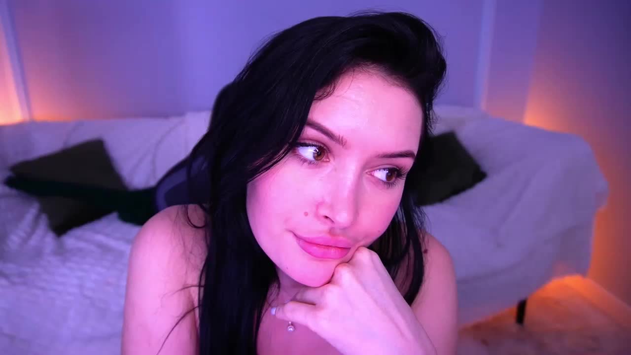 MilaSecret Adult Chat November 28, 2025