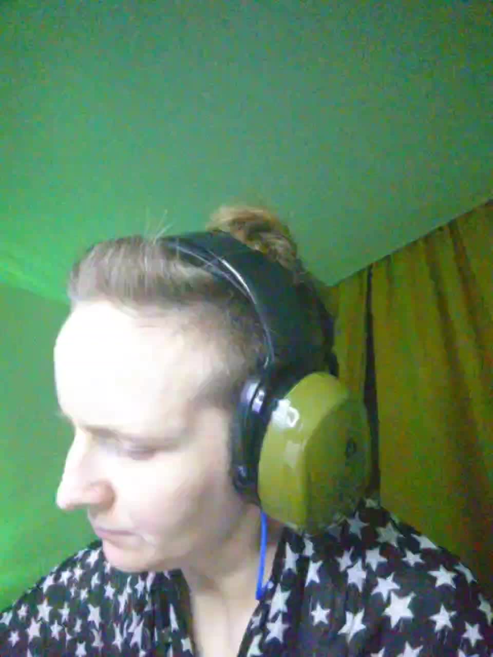 Magretta_Dering Adult Chat November 28, 2025